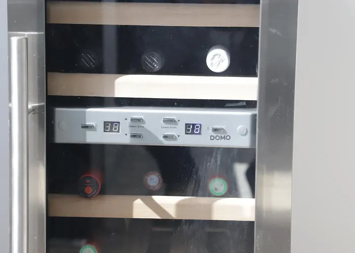 Ma-tinee Nocleg ze śniadaniem 3*